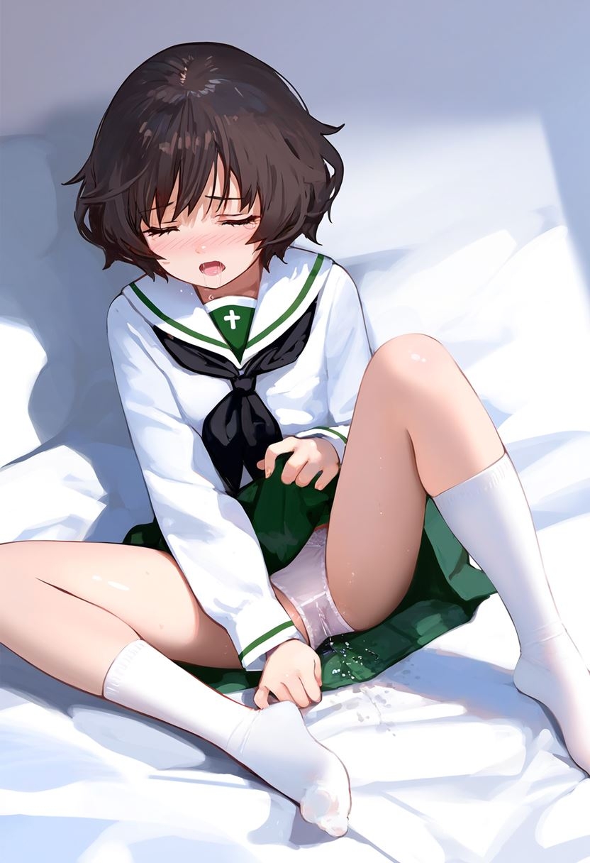 秋◯優花里 大量ぱんつ_9