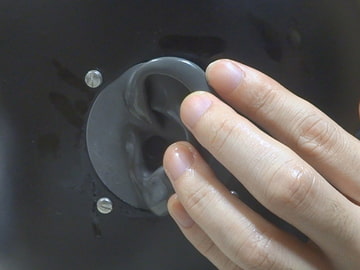 【声なし】ベビーオイルを使った耳マッサージ [umino ASMR]