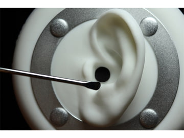 ステンレス製耳かきでゆっくり耳かき / 3Dio [umino ASMR]